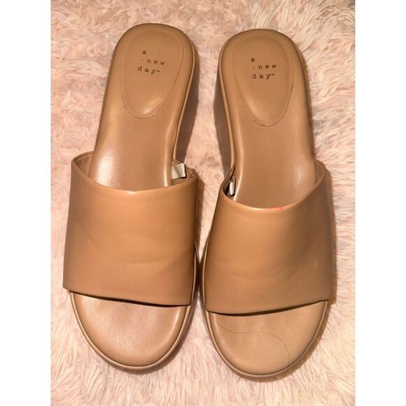 A new day platform wedge shoe Wynona Memory Foam women size 9.5 - Picture 1 of 3